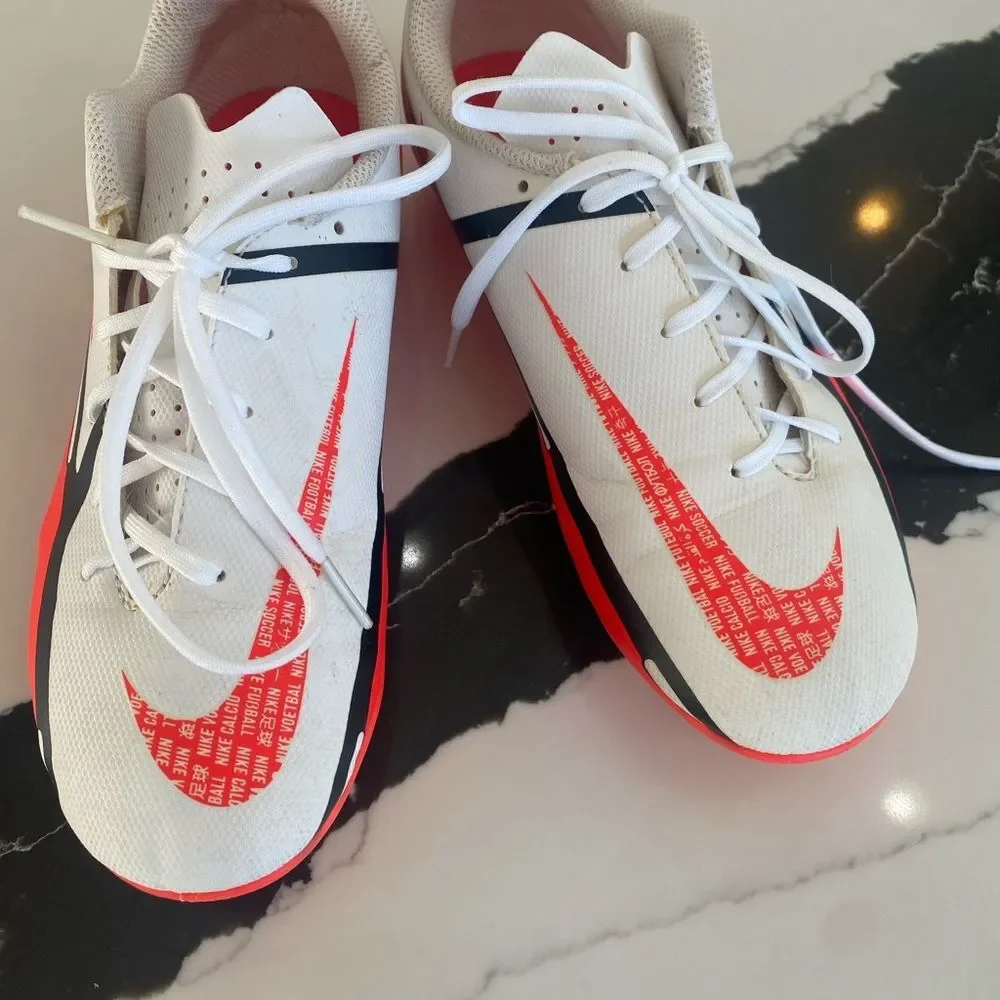 Nike Phantom White and Orange Athletic Soccer Cleats